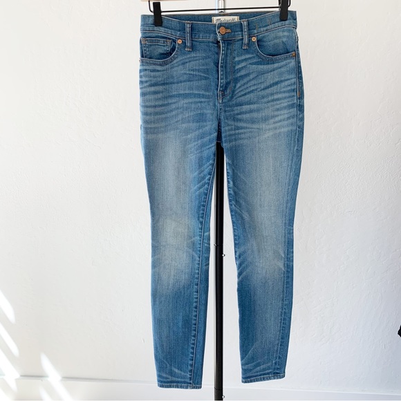 Madewell Jeans 9" High Riser Skinny Jeans in Thom Wash | 27 - Picture 2 of 11